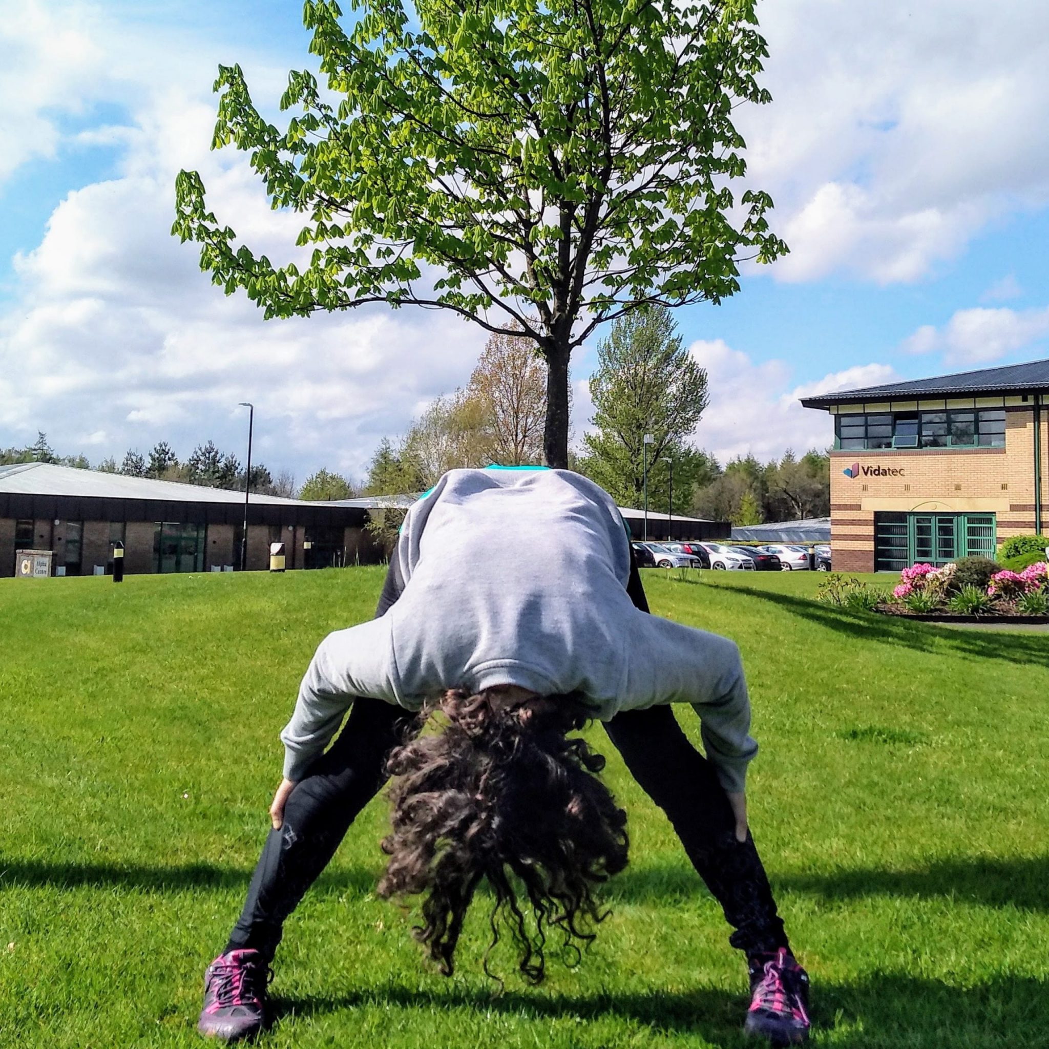 Outdoor Lessons | Ways to Measure a Tree | Learning through Landscapes